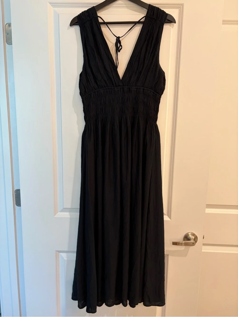 Abercrombie & Fitch Black V-Neck Maxi Dress size L